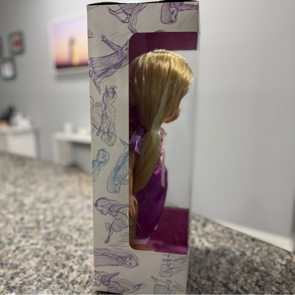 Disney Animators’ Collection 1st Edition Rapunzel Doll - Picture 5 of 8